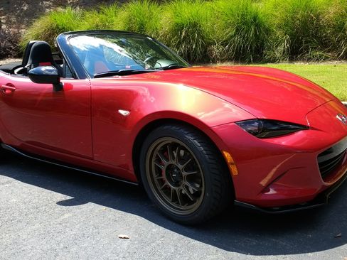 Used 2016 MAZDA MX-5 Miata Club w/ Brembo/BBS Package image 21