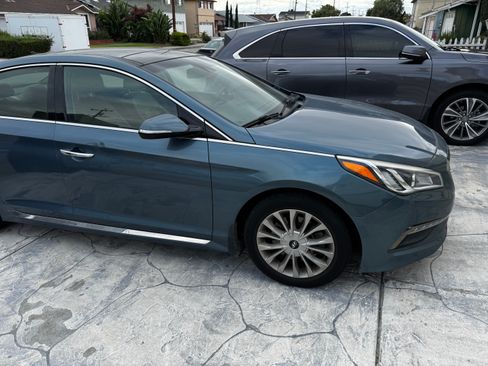 Used 2015 Hyundai Sonata Limited w/ Option Group 06 image 2