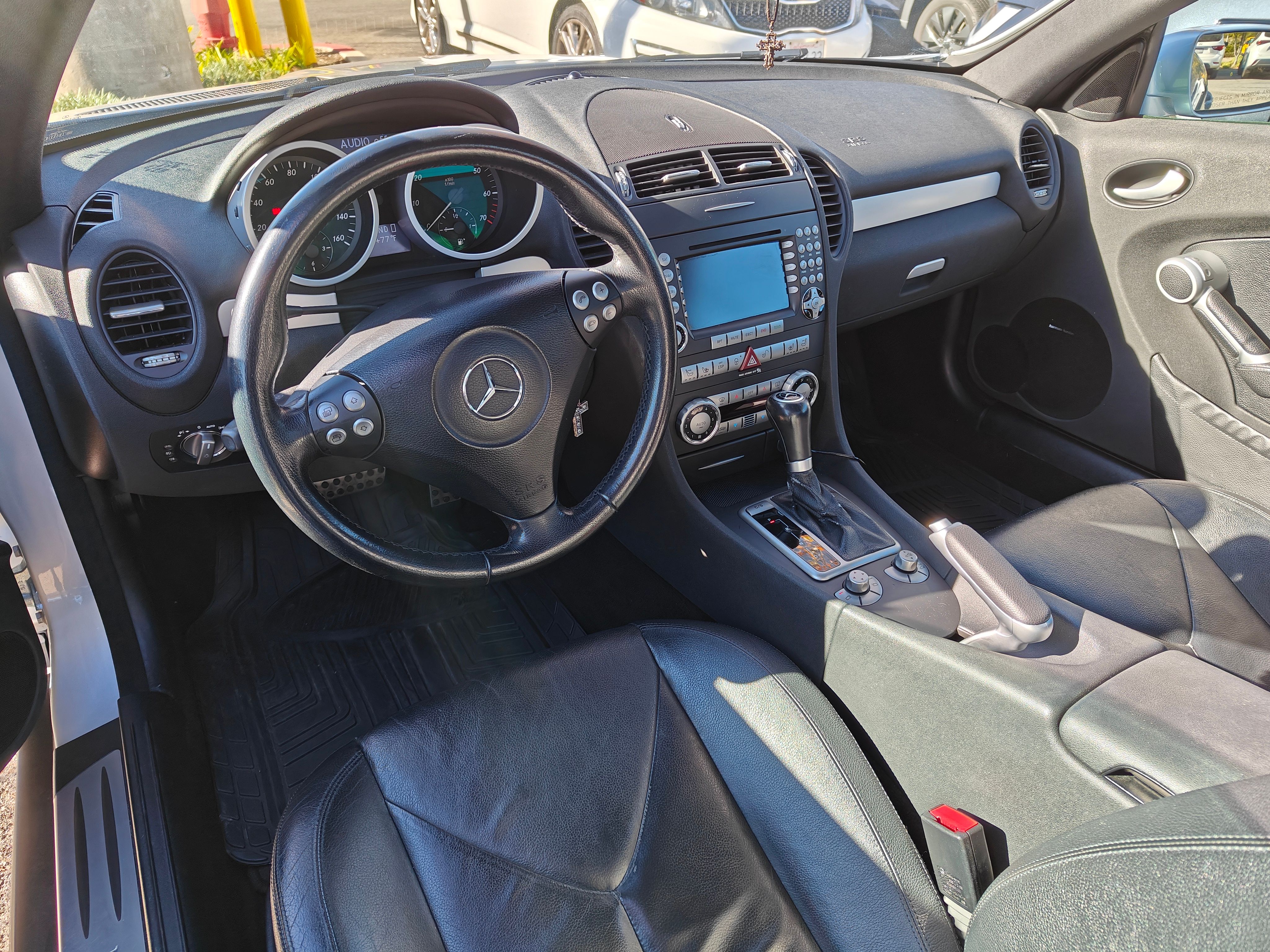 Used 2005 Mercedes-Benz SLK 350 image 4