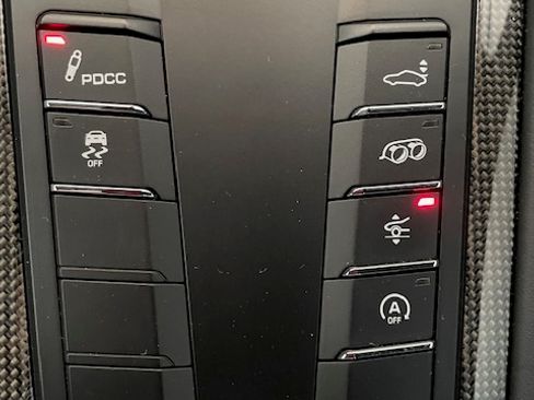 Used 2019 Porsche 911 Carrera GTS image 23