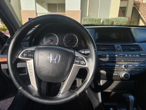 Used 2011 Honda Accord EX-L image 11