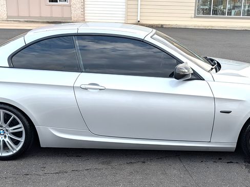 Used 2013 BMW 335i Convertible RWD image 6