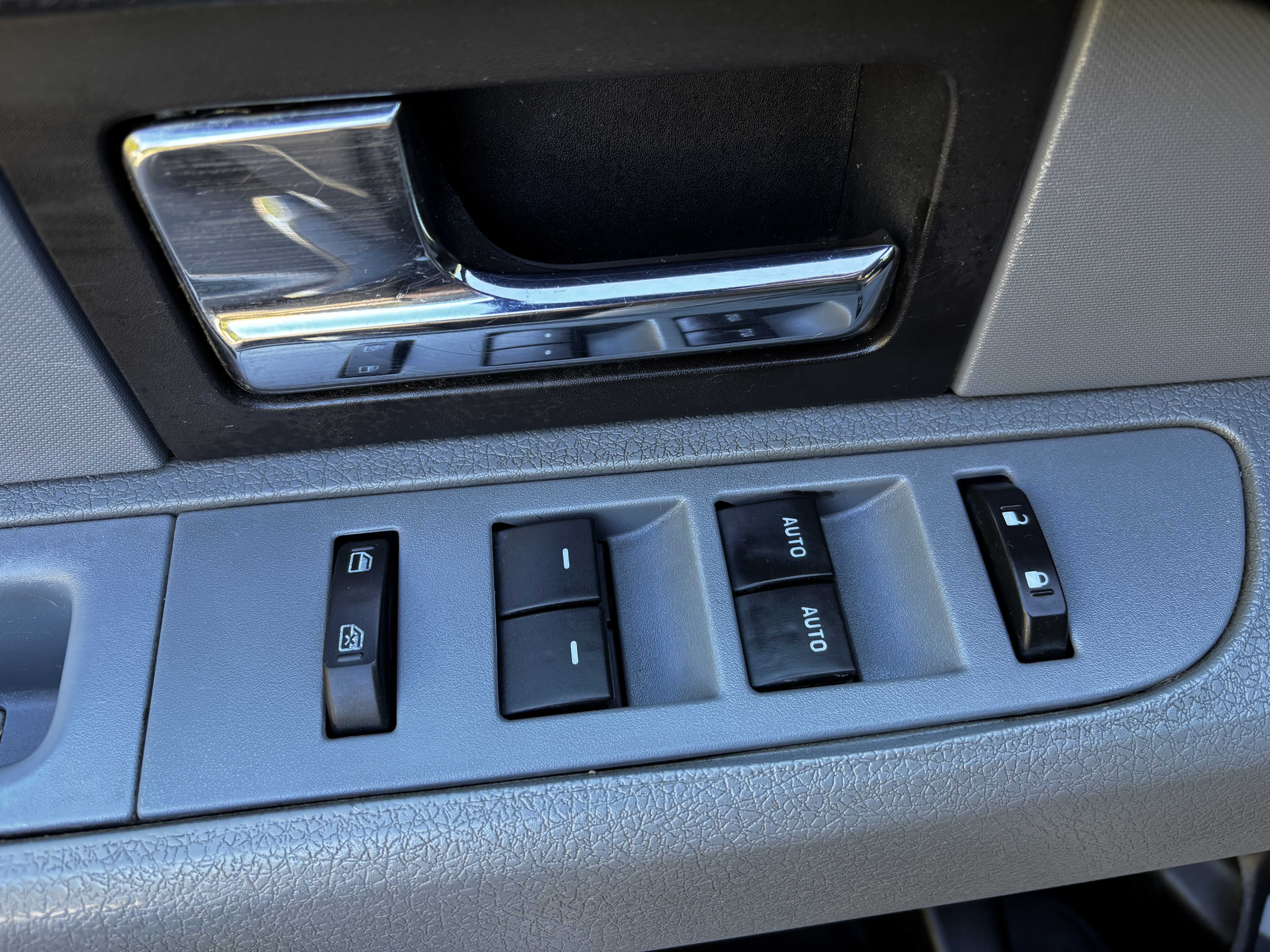 Used 2012 Ford F150 STX w/ STX Decor Pkg AWD/4WD image 12