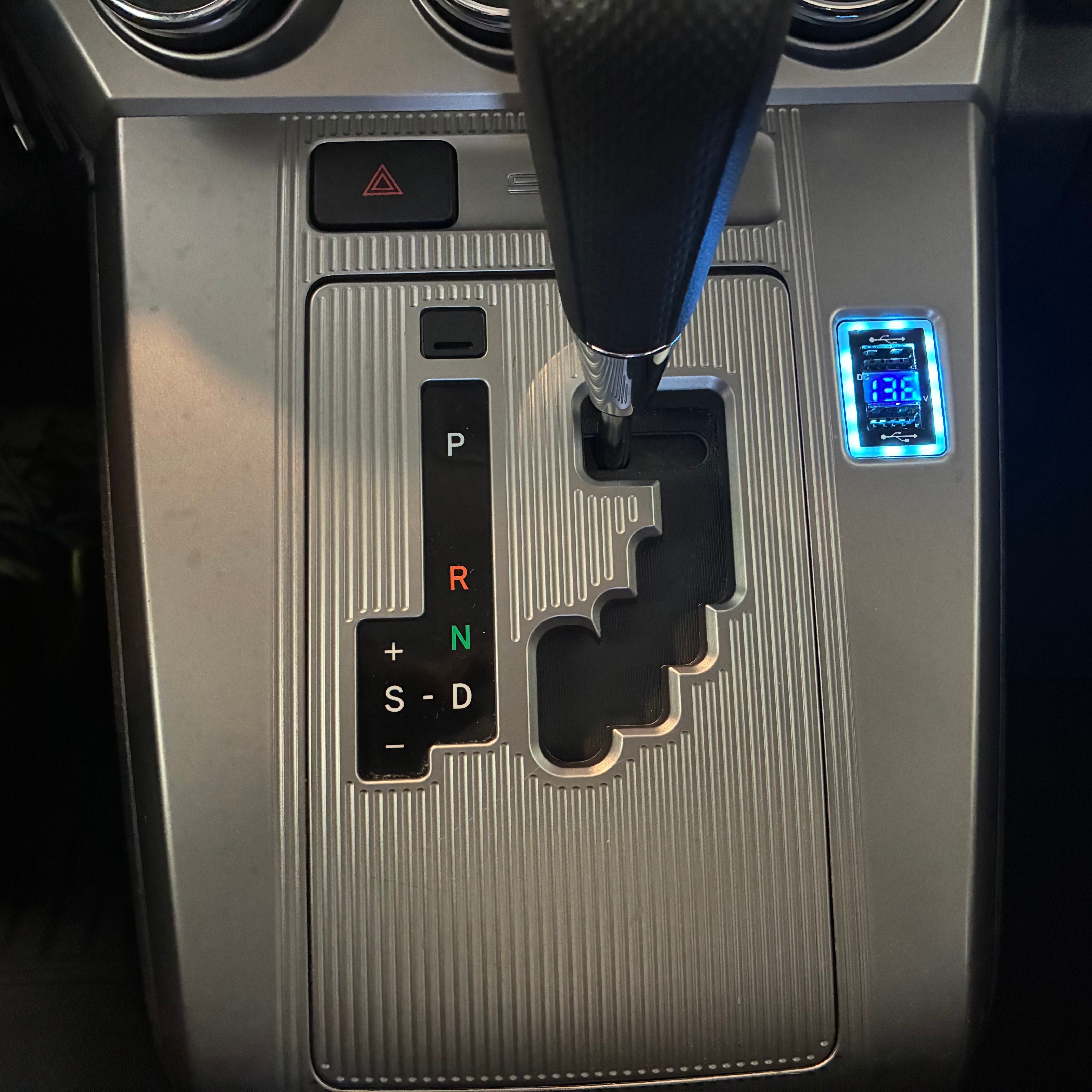 Used 2015 Scion xB FWD image 16