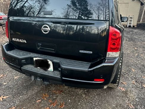 Used 2015 Nissan Armada SV image 5