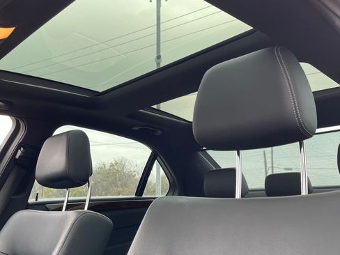 Used 2014 Mercedes-Benz E 350 Sedan image 9