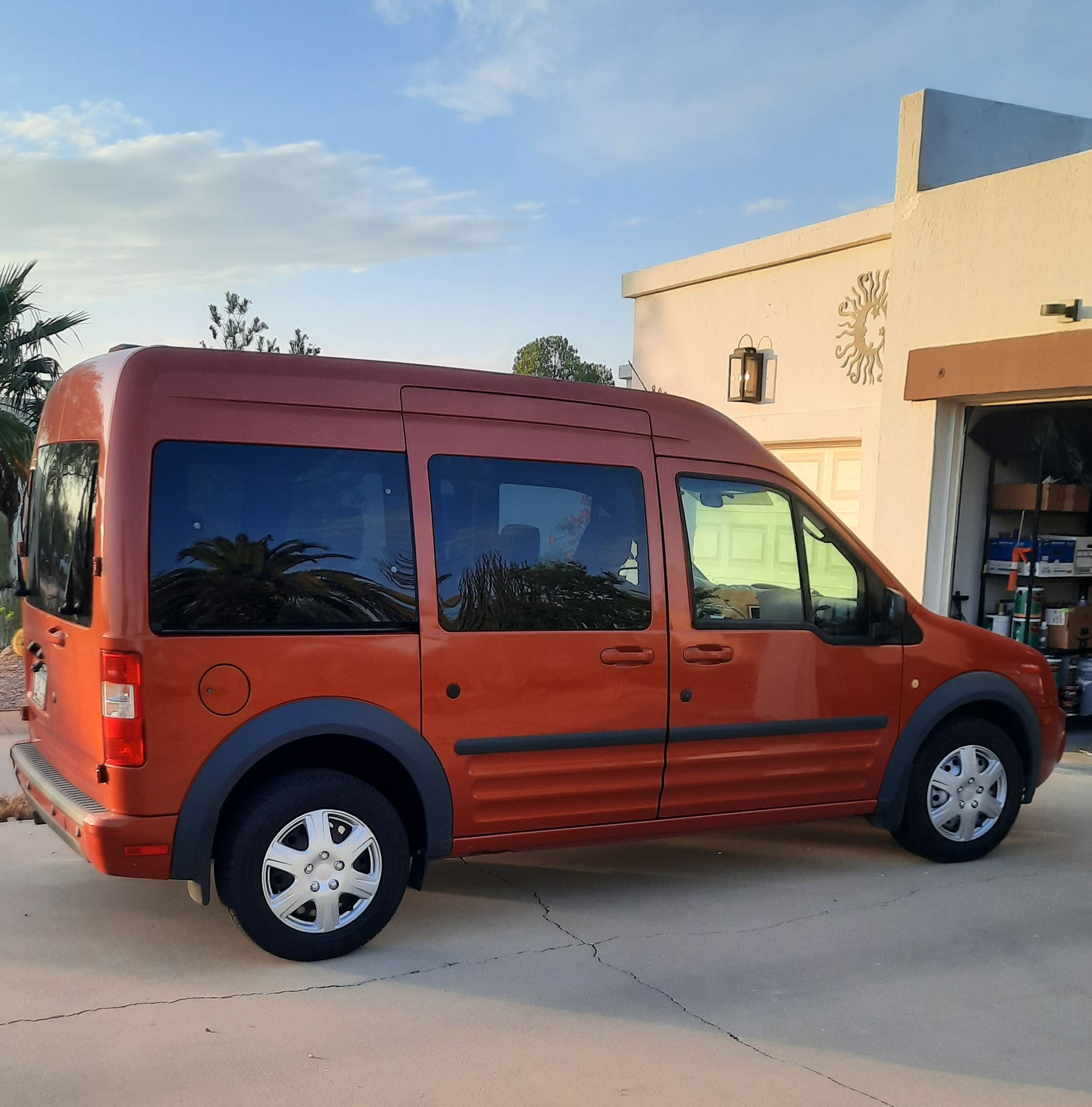 Used 2013 Ford Transit Connect XLT Premium FWD image 5