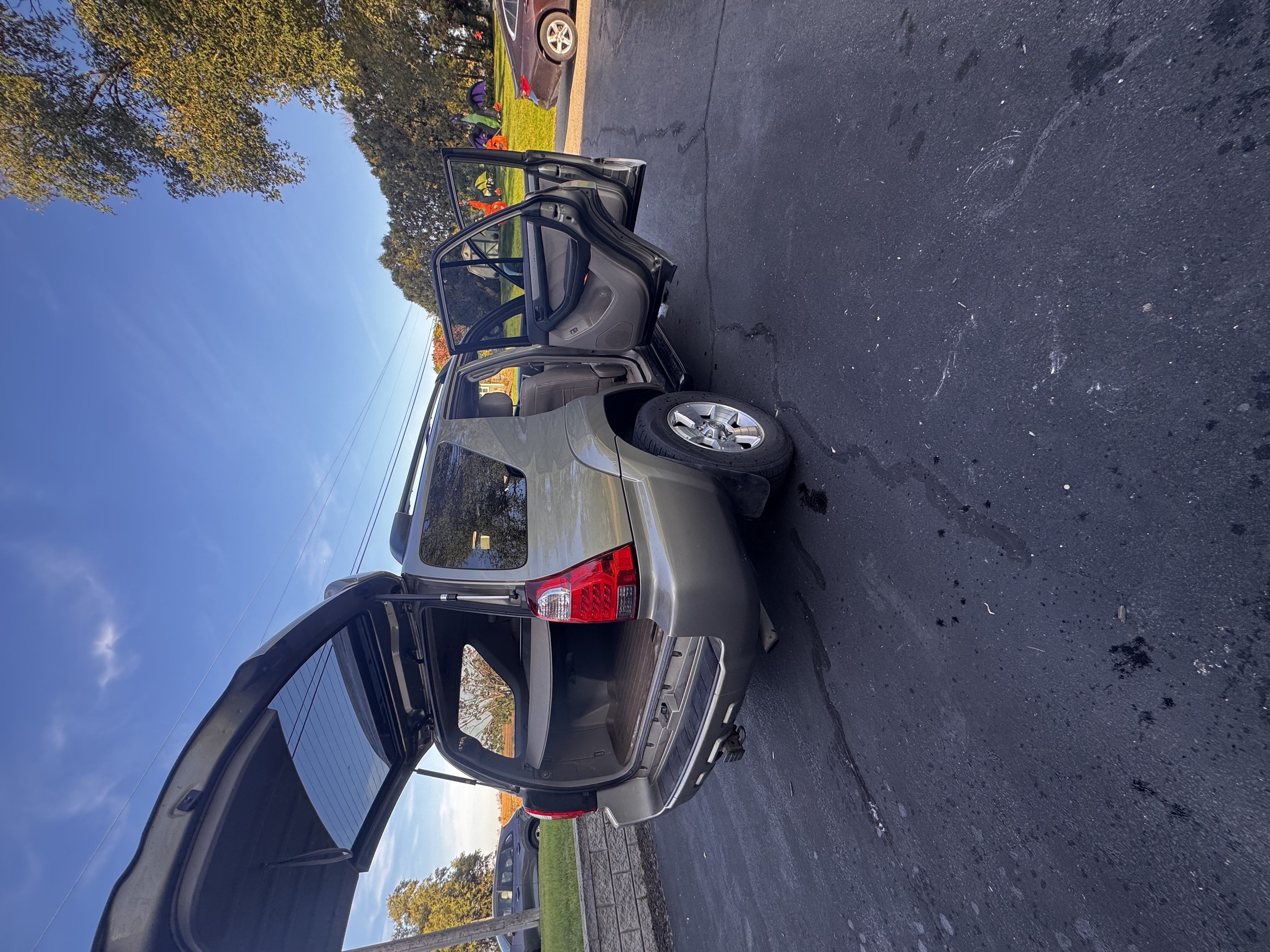 Used 2007 Toyota 4Runner SR5 AWD/4WD image 14