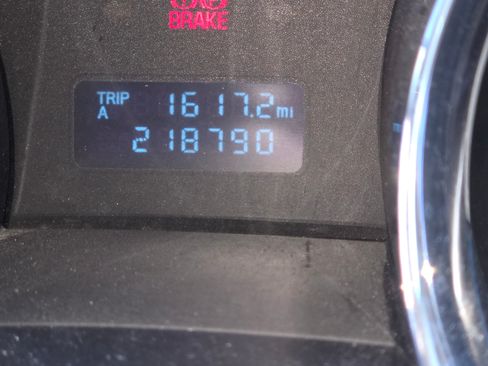 Used 2010 Ford Mustang Premium image 10