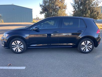 Used 2019 Volkswagen e-Golf SE w/ Driver Assistance Package
