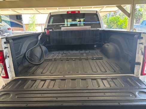 Used 2019 RAM 2500 Big Horn AWD/4WD image 10