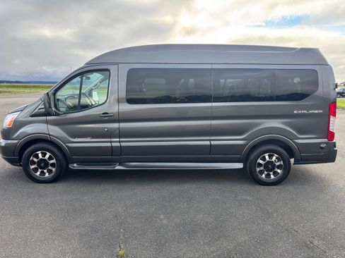 Used 2018 Ford Transit 150 148 Low Roof w/ Exterior Upgrade Package image 9