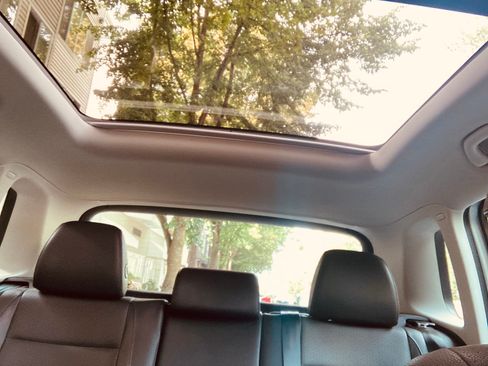 Used 2016 Volkswagen Tiguan SE FWD image 11