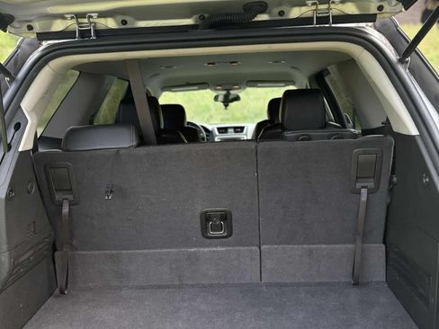 Used 2013 GMC Acadia SLT image 11