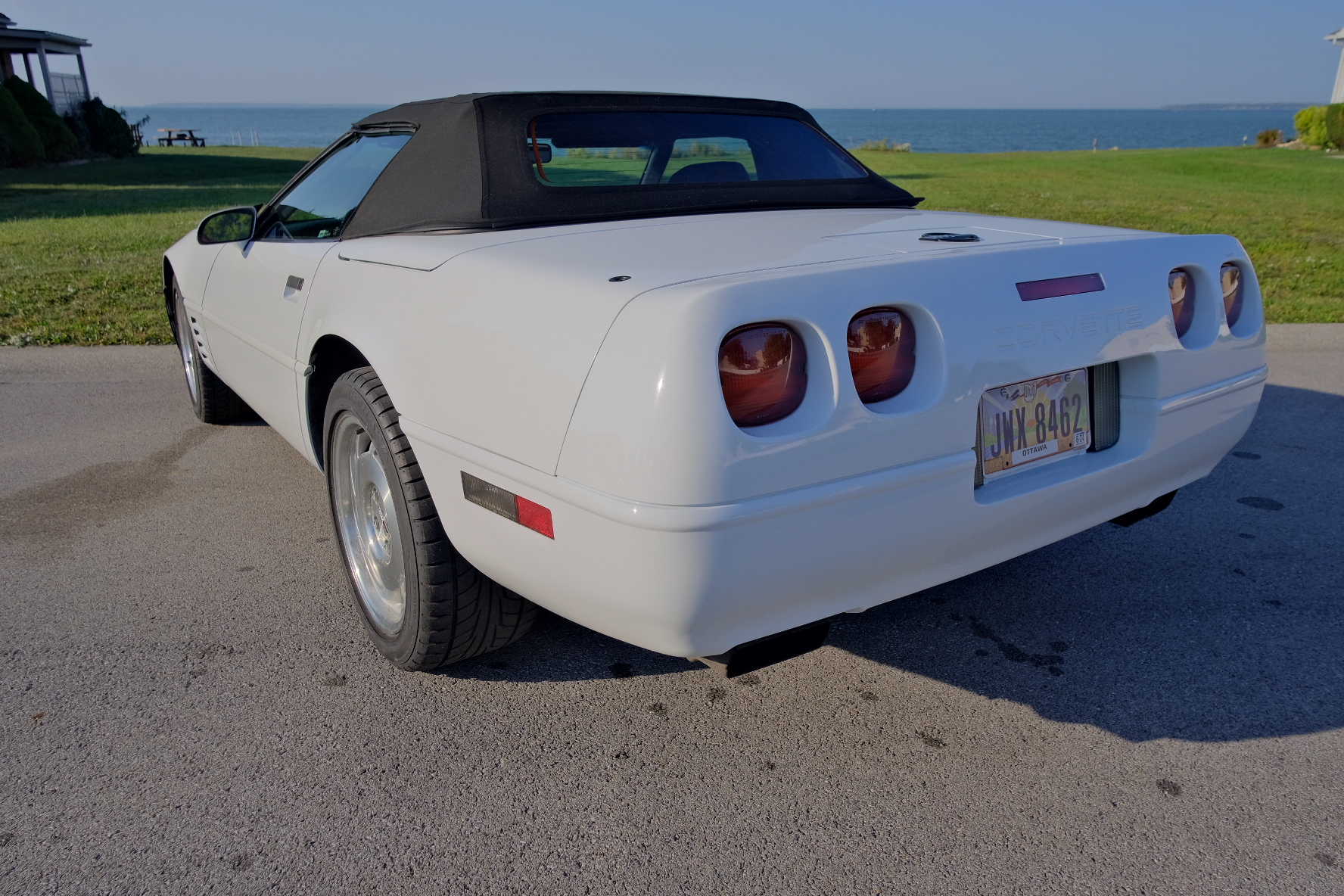 Used 1994 Chevrolet Corvette Convertible RWD image 5