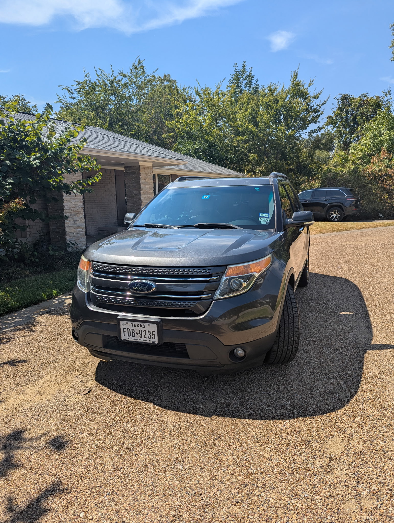 Used 2015 Ford Explorer Limited w/ Equipment Group 301A FWD image 4