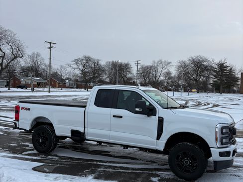 Used 2024 Ford F250 XL w/ STX Appearance Package image 10
