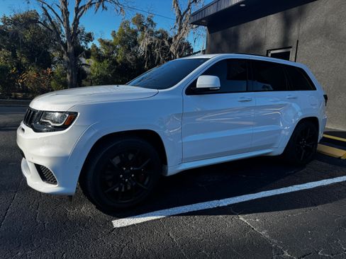 Used 2018 Jeep Grand Cherokee Trackhawk image 1