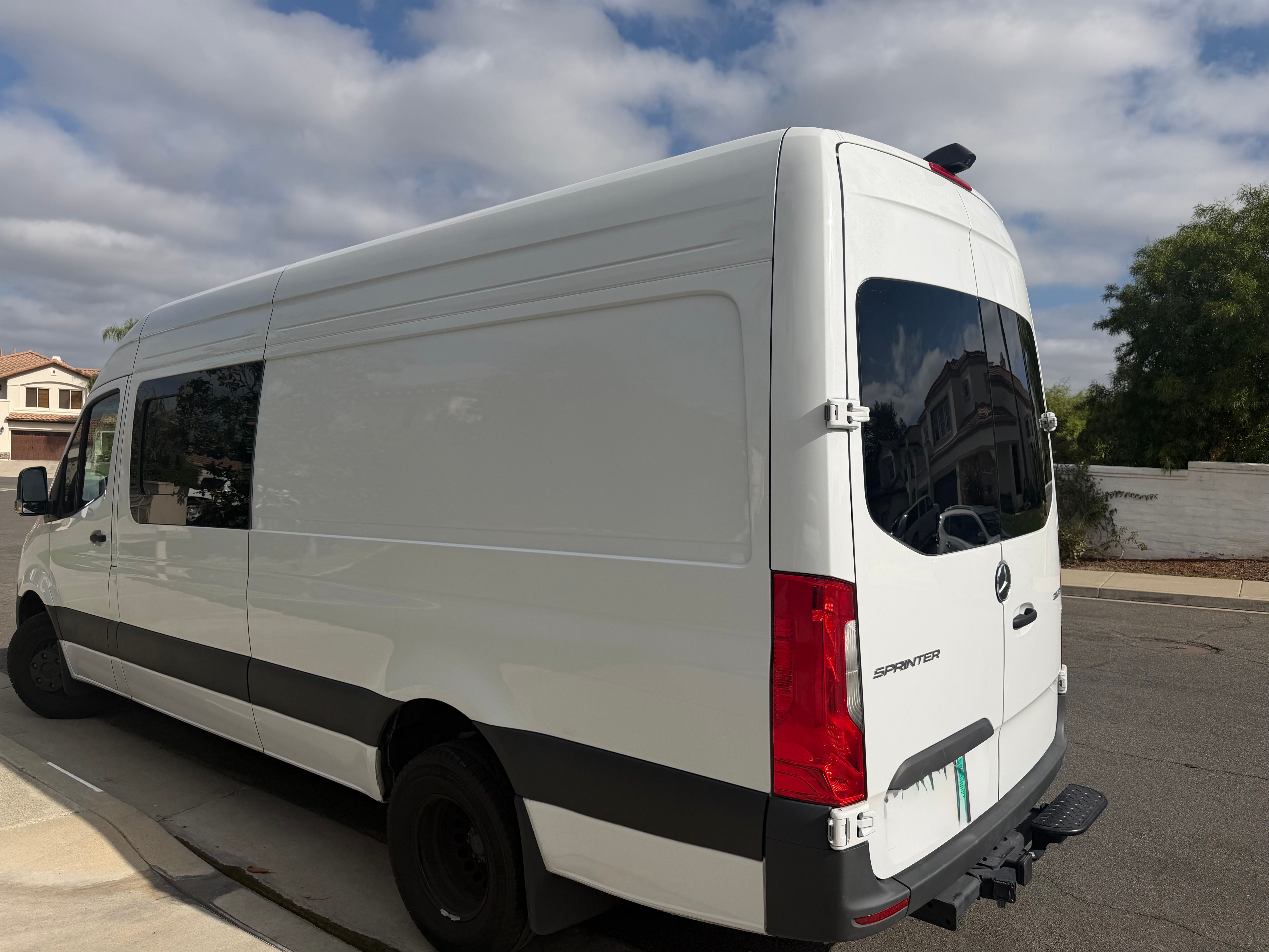 Used 2025 Mercedes-Benz Sprinter 3500 image 13