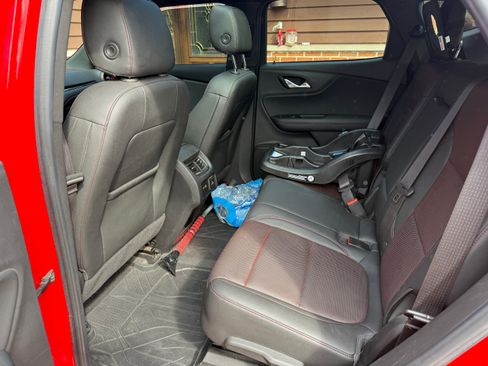 Used 2019 Chevrolet Blazer RS image 2