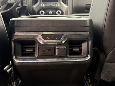 Used 2020 GMC Sierra 1500 AT4 w/ AT4 Premium Package image 10