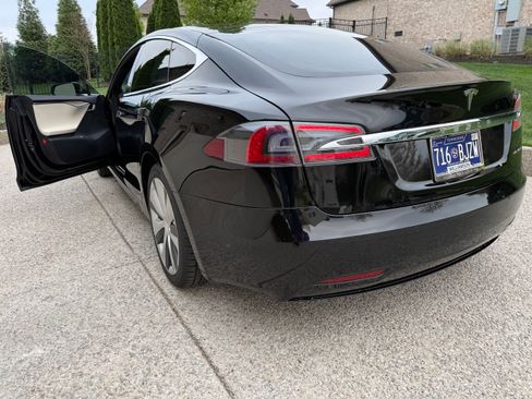 Used 2021 Tesla Model S Long Range Plus image 15