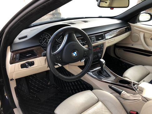 Used 2009 BMW 328i Convertible RWD image 9