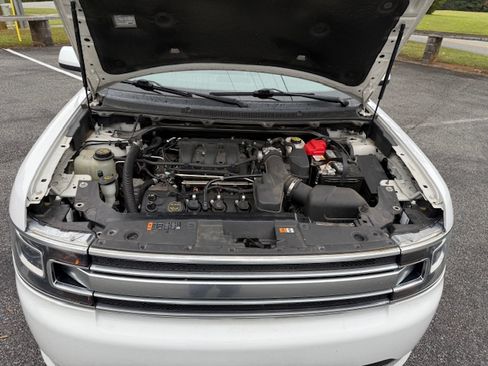 Used 2019 Ford Flex Limited image 16