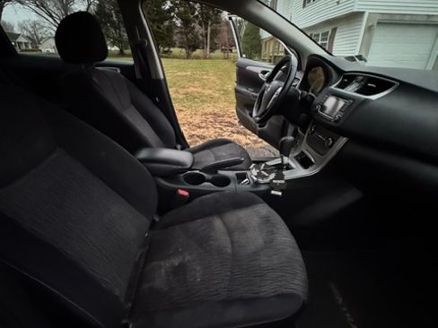 Used 2015 Nissan Sentra SV image 20
