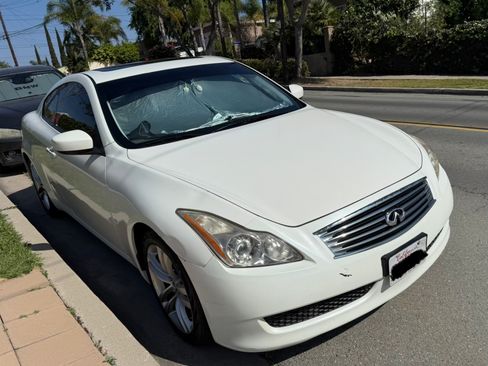 Used 2008 INFINITI G37 Journey w/ Premium Pkg RWD image 2