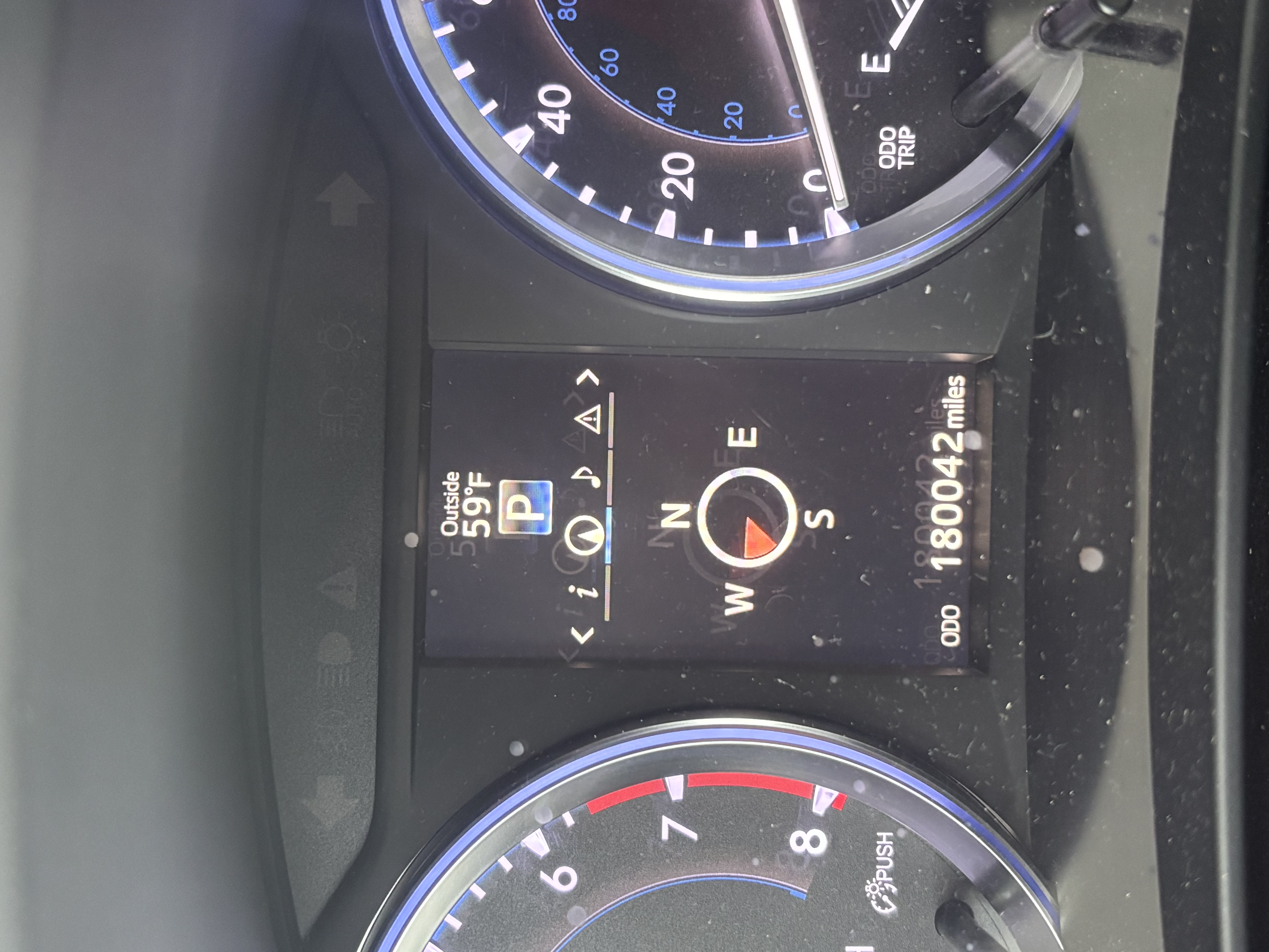 Used 2016 Toyota Highlander Limited AWD/4WD image 9