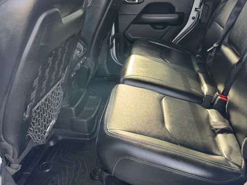 Used 2022 Jeep Wrangler Unlimited Rubicon 4xe w/ Cold Weather Group image 11