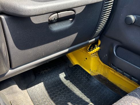 Used 2002 Jeep Wrangler Sport image 12