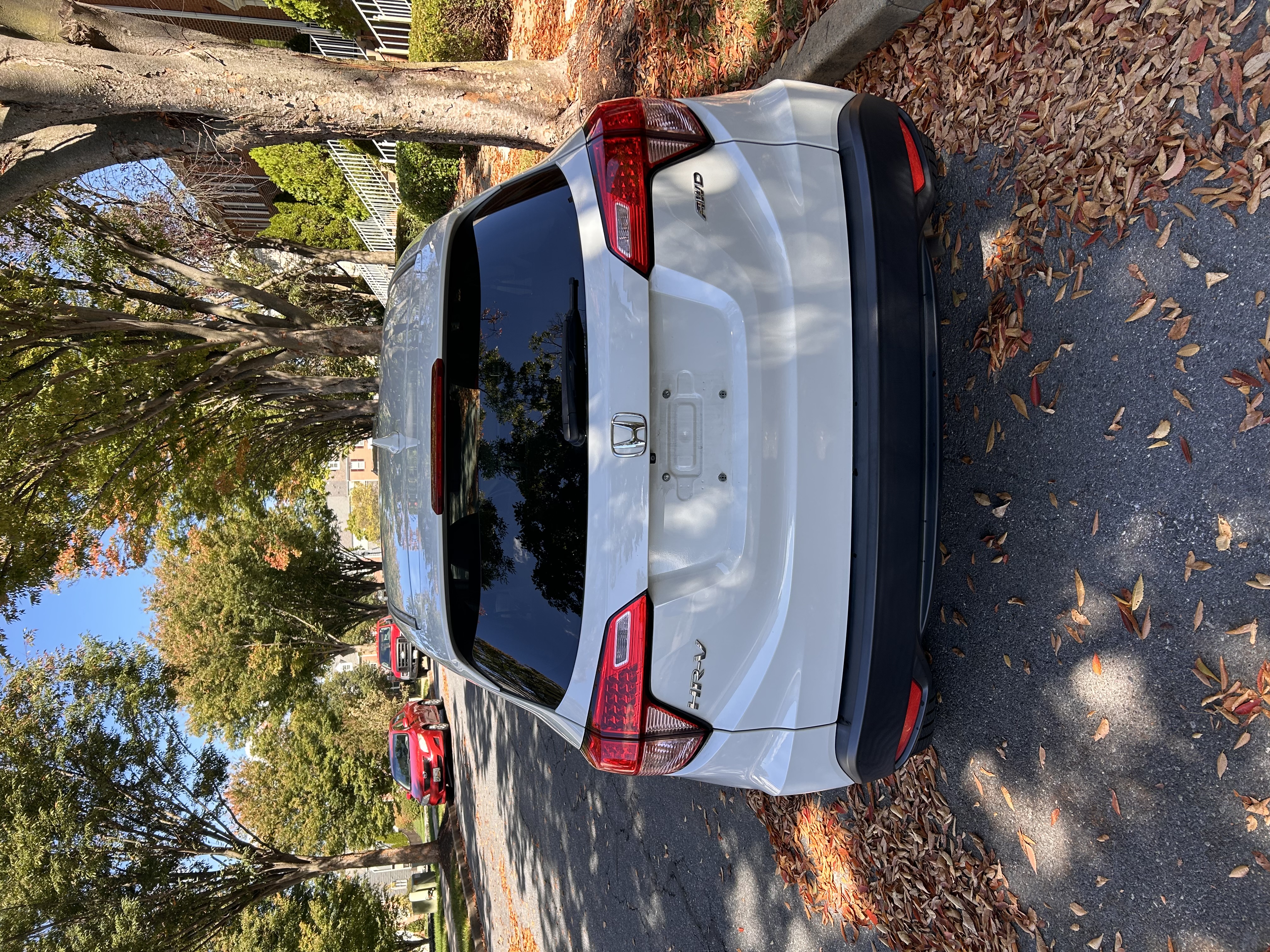 Used 2017 Honda HR-V EX image 9