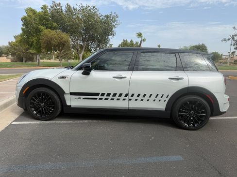 Used 2023 MINI Cooper Clubman S AWD/4WD image 6