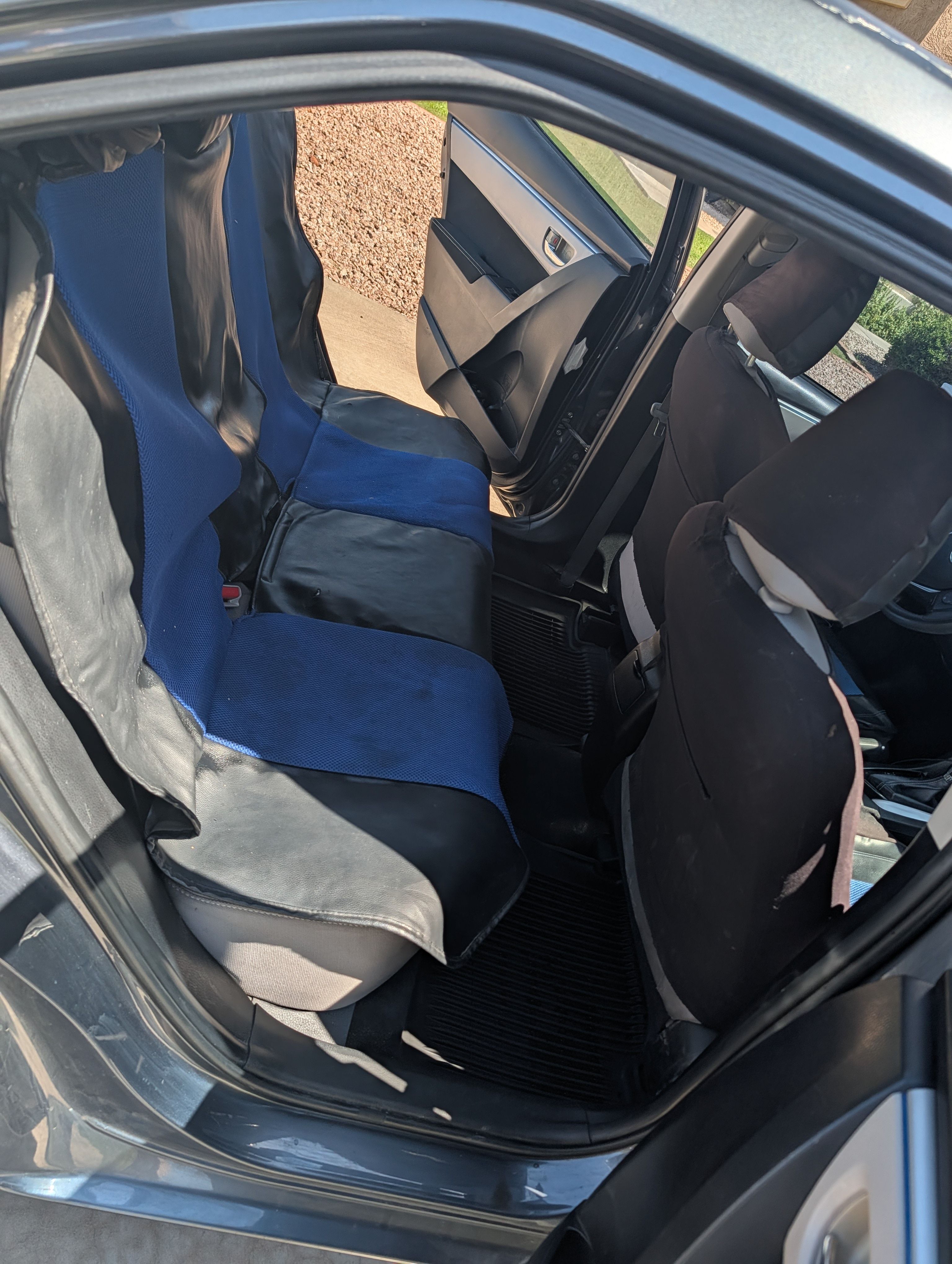 Used 2014 Toyota Corolla LE FWD image 8