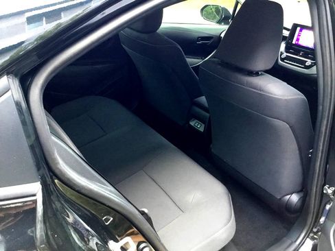 Used 2024 Toyota Corolla LE FWD image 14