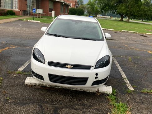 Used 2010 Chevrolet Impala LT image 15