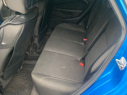 Used 2015 Ford Fiesta SE FWD image 6