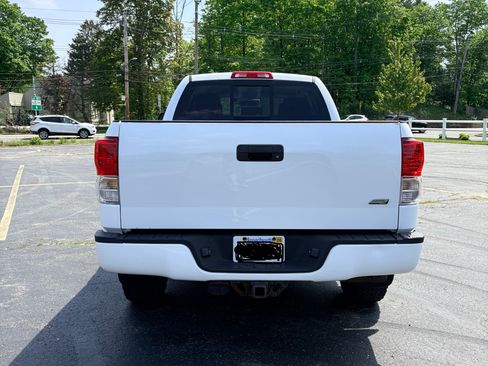 Used 2010 Toyota Tundra 4x4 Double Cab image 8