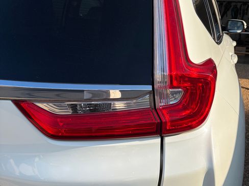 Used 2017 Honda CR-V EX-L image 4