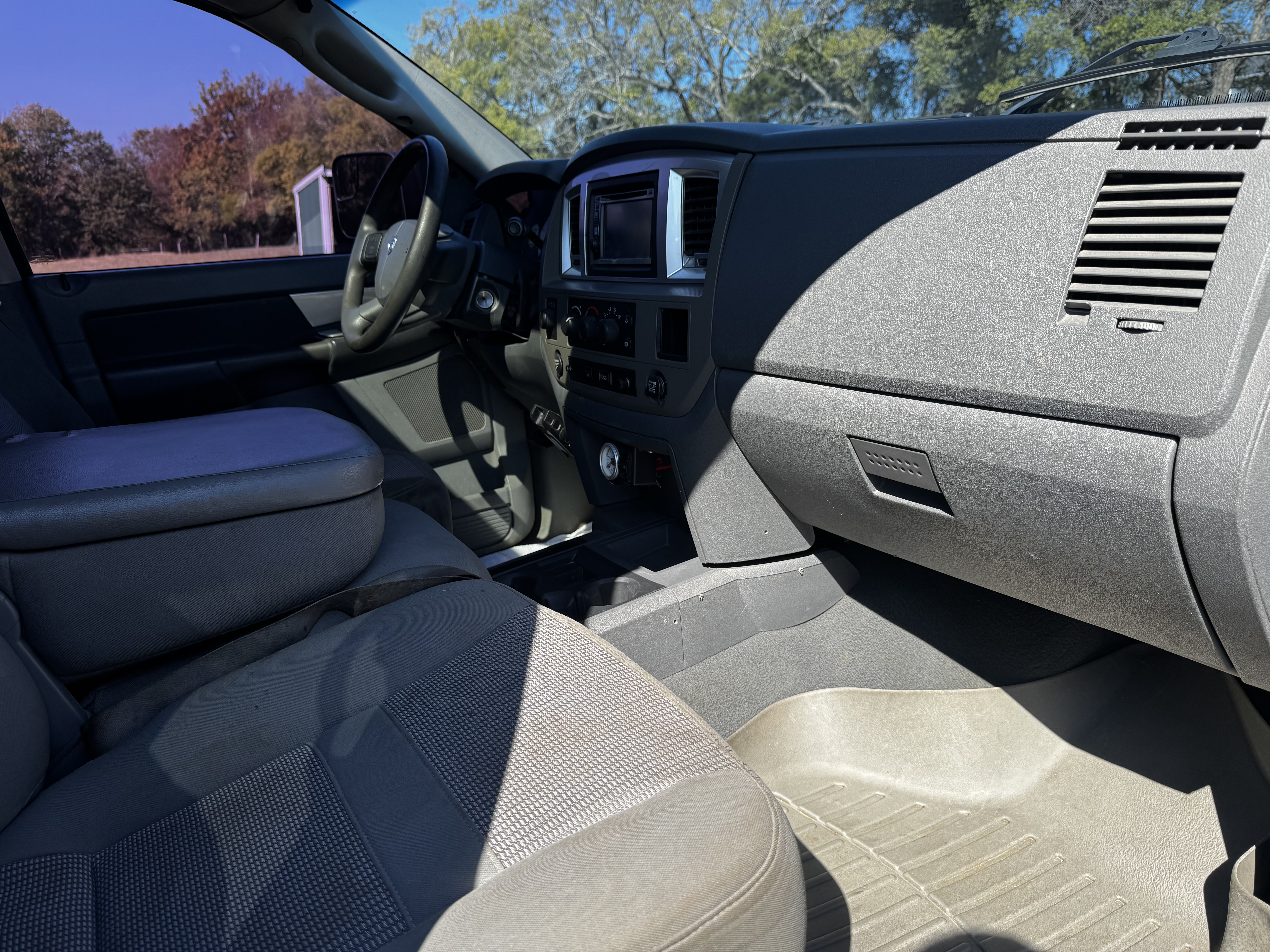 Used 2007 Dodge Ram 2500 Truck SLT w/ Light Group AWD/4WD image 13