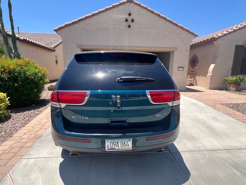 Used 2011 Lincoln MKX 2WD w/ 102A Rapid Spec Order Code image 4