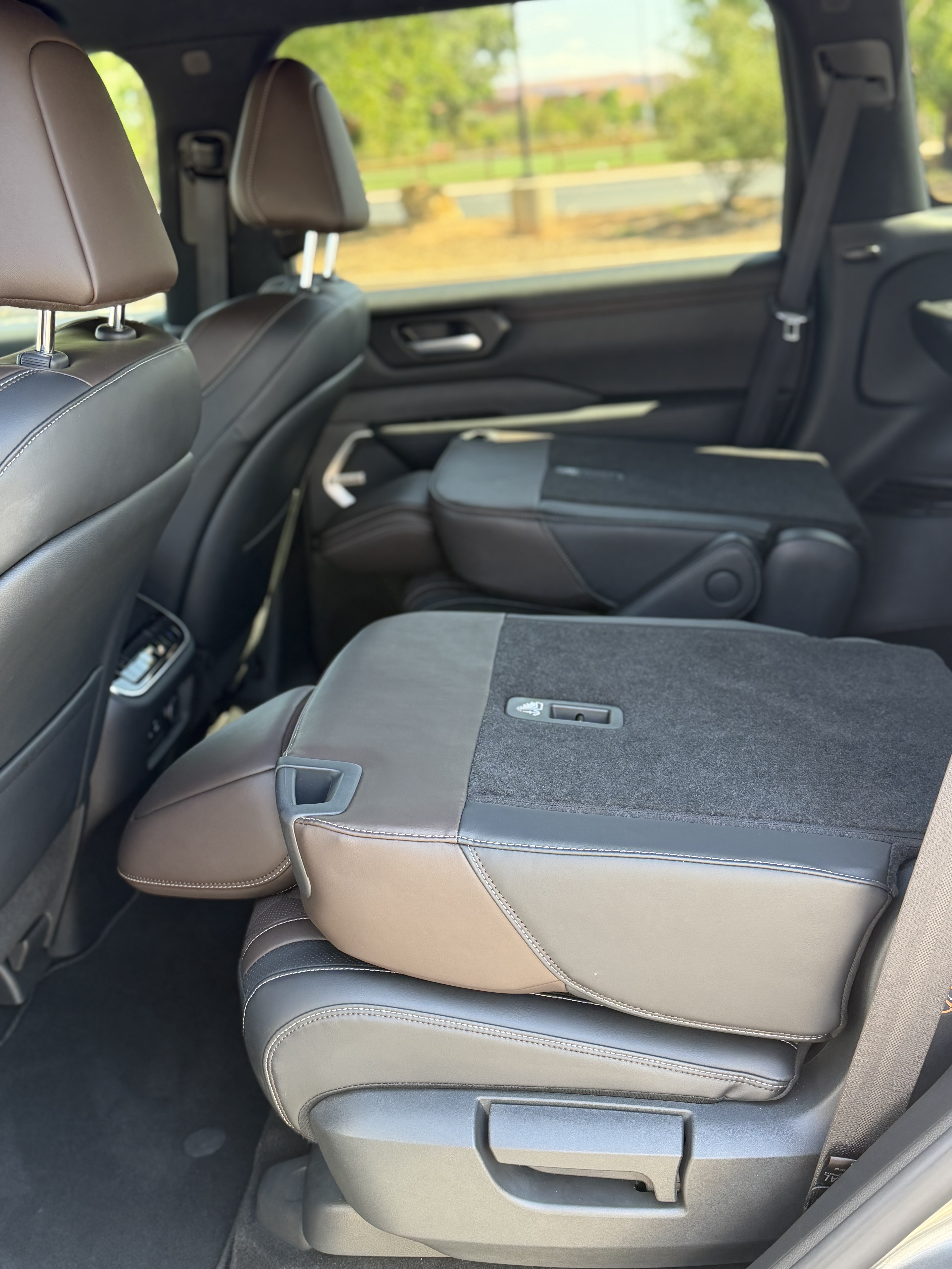 Used 2026 Nissan Armada Platinum Reserve AWD/4WD image 28