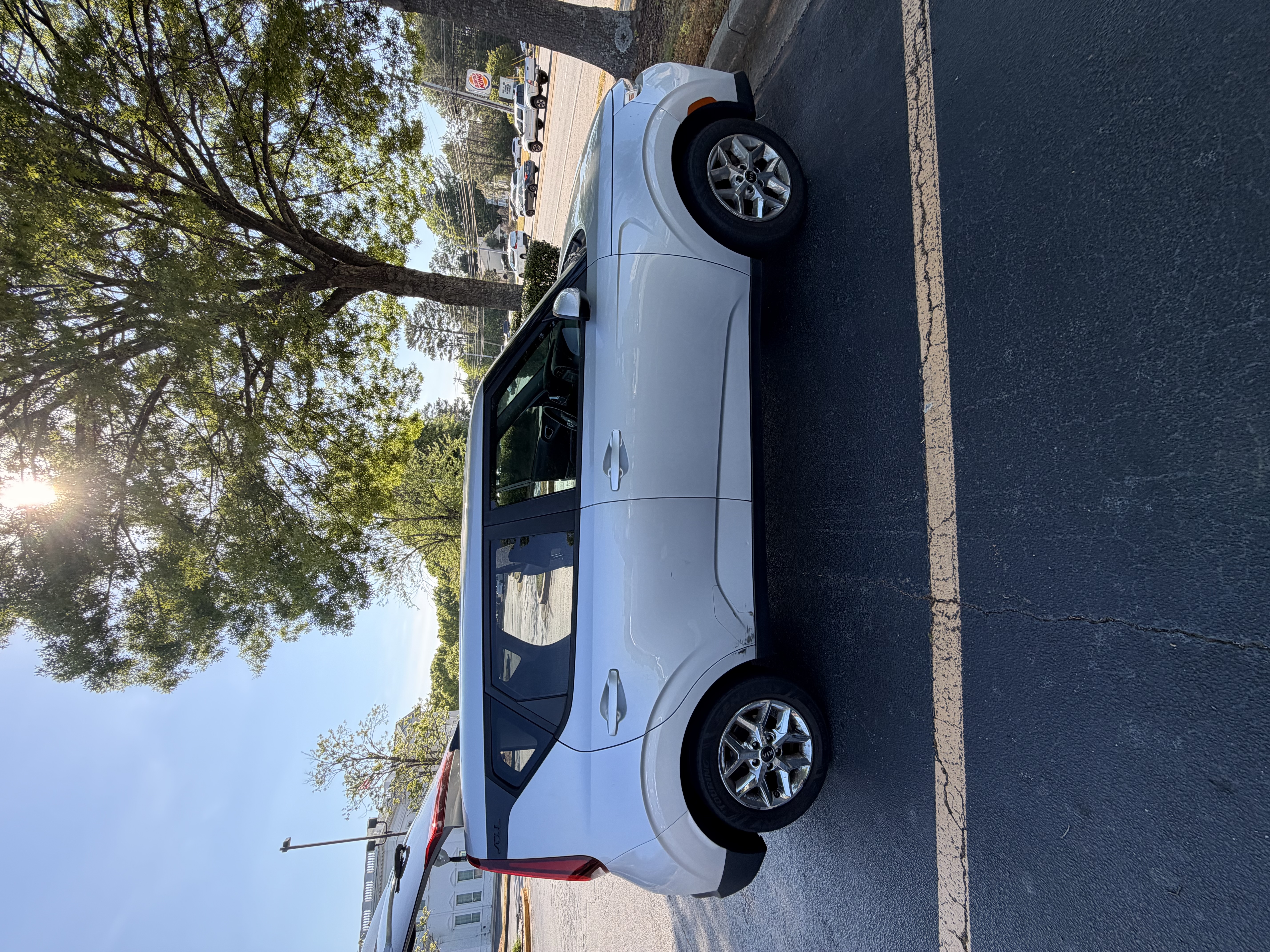Used 2021 Kia Soul S FWD image 1