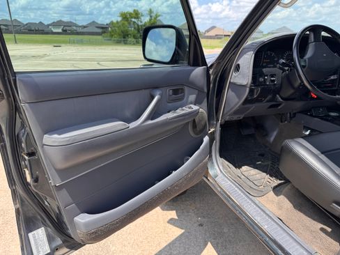 Used 1994 Toyota Land Cruiser AWD/4WD image 20