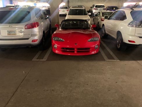 Used 1993 Dodge Viper RT/10 image 9