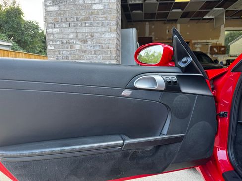 Used 2007 Porsche Cayman S RWD image 12