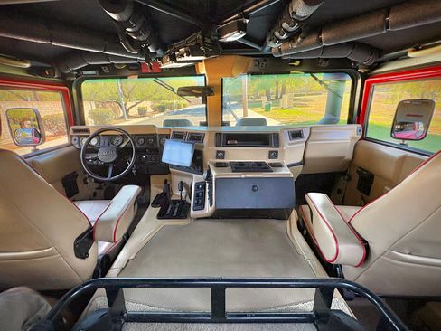 Used 1997 HUMMER H1 4-Door Open Top AWD/4WD image 11