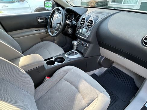 Used 2015 Nissan Rogue S w/ Convenience Package image 6